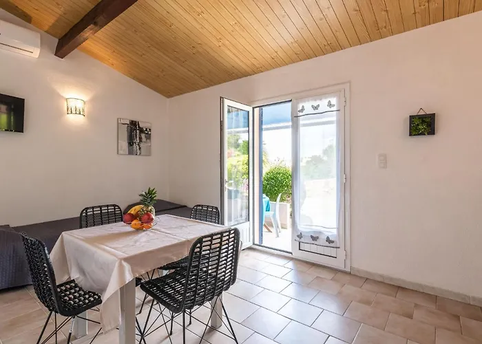 Tatil Evi San Antoine By Interhome LʼÎle-Rousse